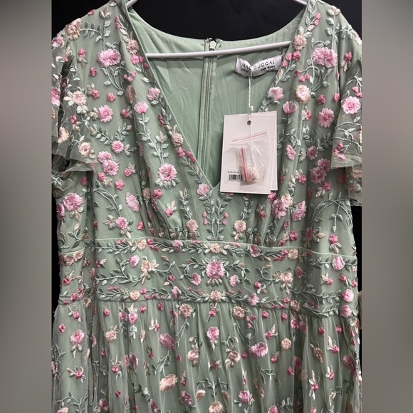 Mac Duggal 35104 NWT Embroidered V Neck Cap Sleeve Midi Dress - Picture 7 of 9